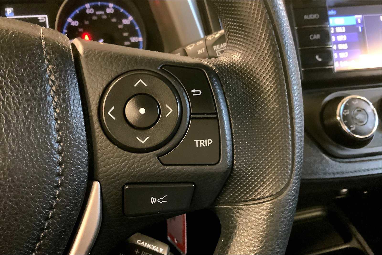 Used 2017 Toyota RAV4 LE w/ Carpet Mat Package image 21