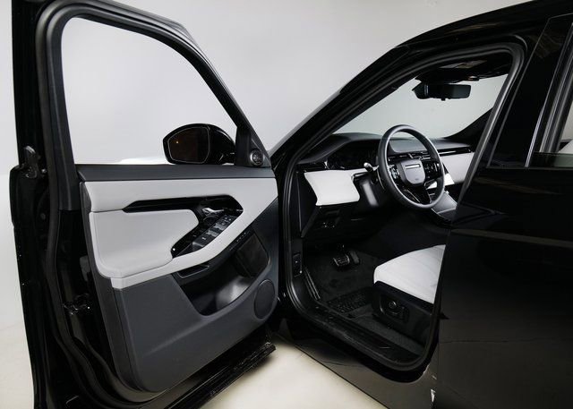 New 2026 Land Rover Range Rover Evoque S image 25