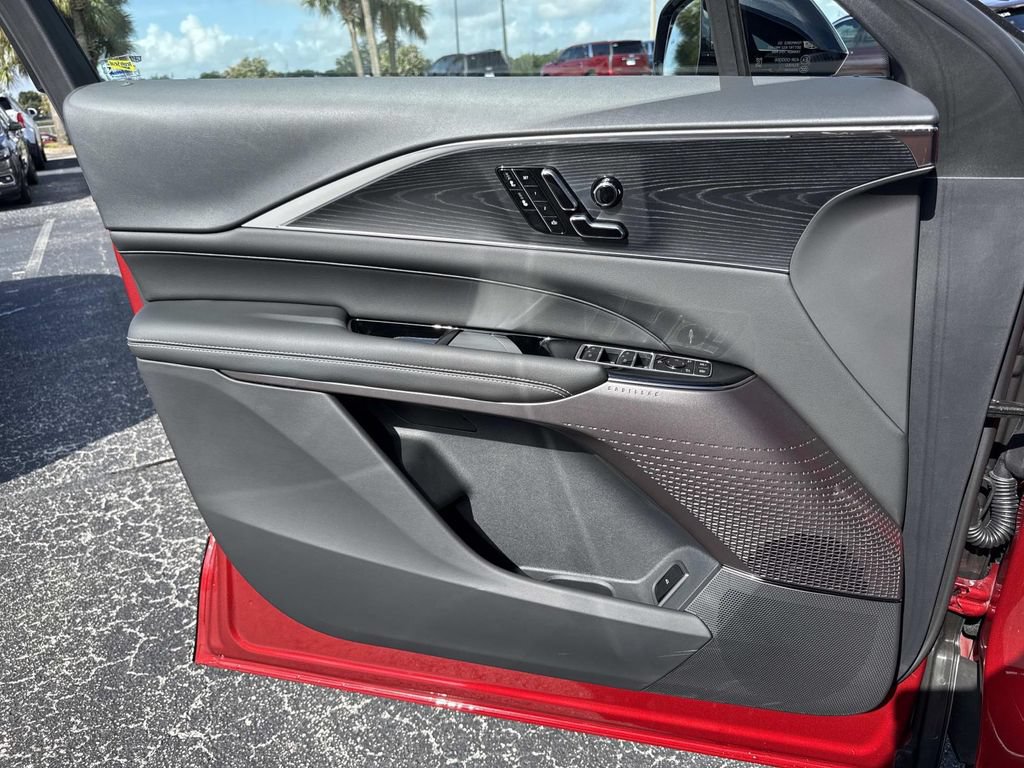 New 2026 Cadillac Lyriq Luxury RWD image 18