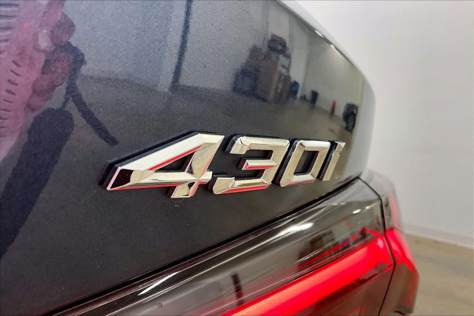Used 2021 BMW 430i Convertible w/ M Sport Package RWD image 10