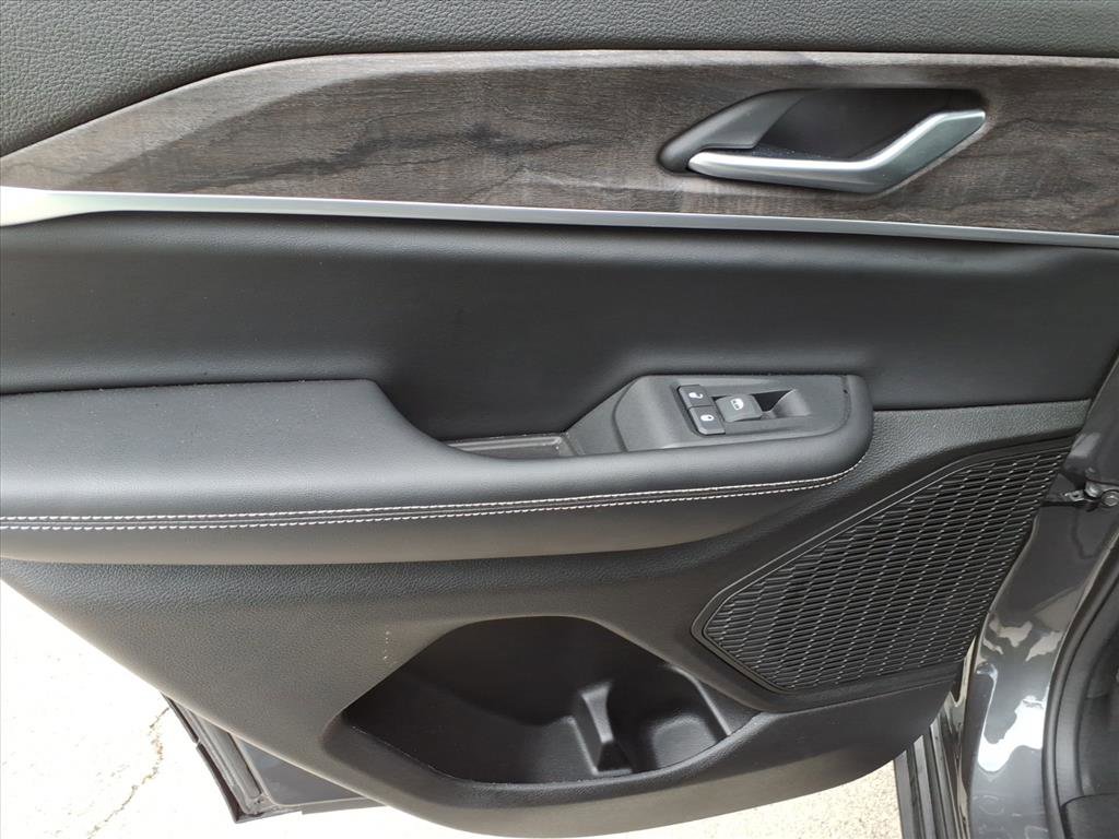 Used 2025 Jeep Grand Cherokee Limited image 33