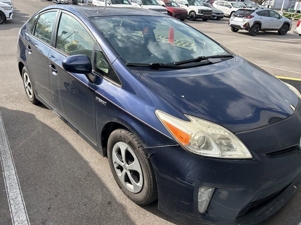 Used 2014 Toyota Prius Four FWD image 2