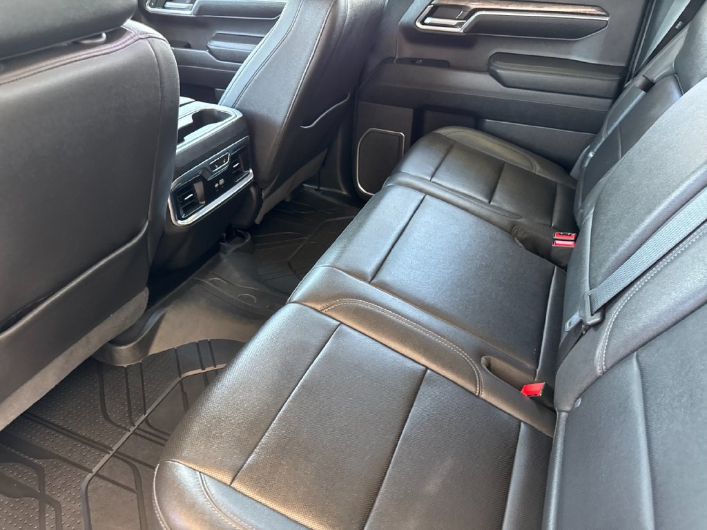 Used 2023 Chevrolet Silverado 1500 LTZ w/ LTZ Premium Package AWD/4WD image 12