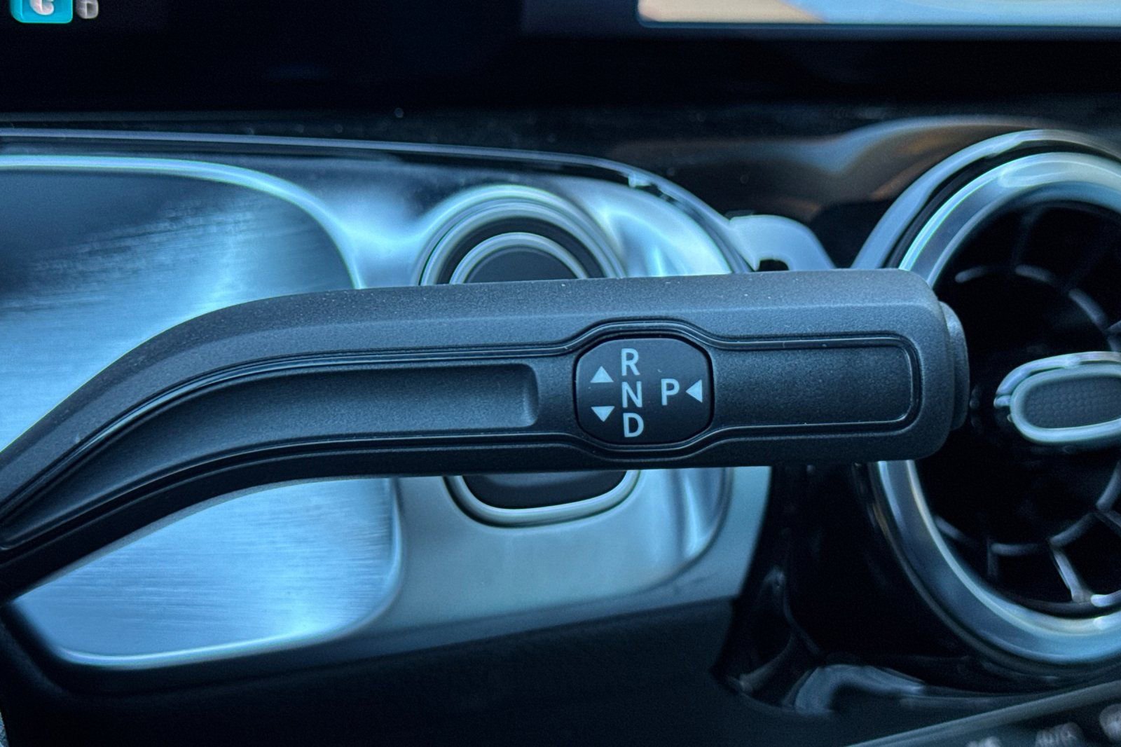 New 2026 Mercedes-Benz GLB 250 image 18