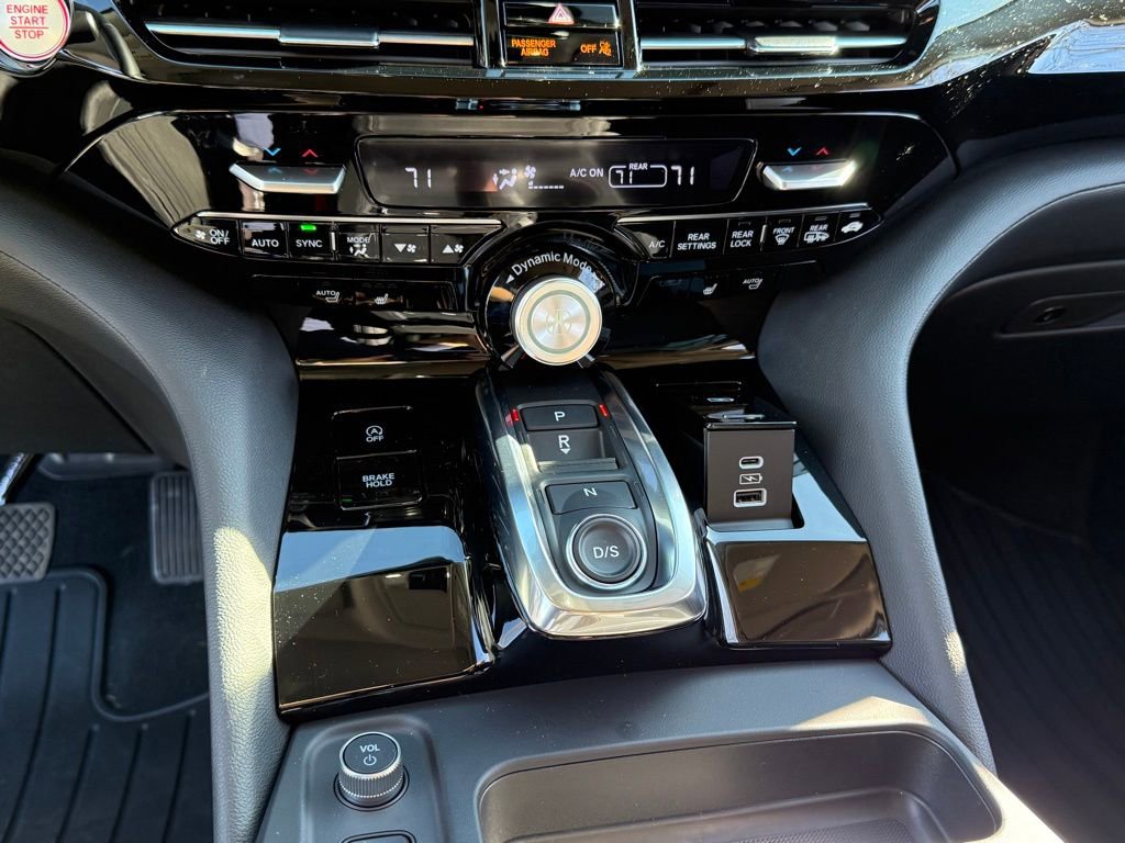 Certified 2026 Acura MDX SH-AWD image 27