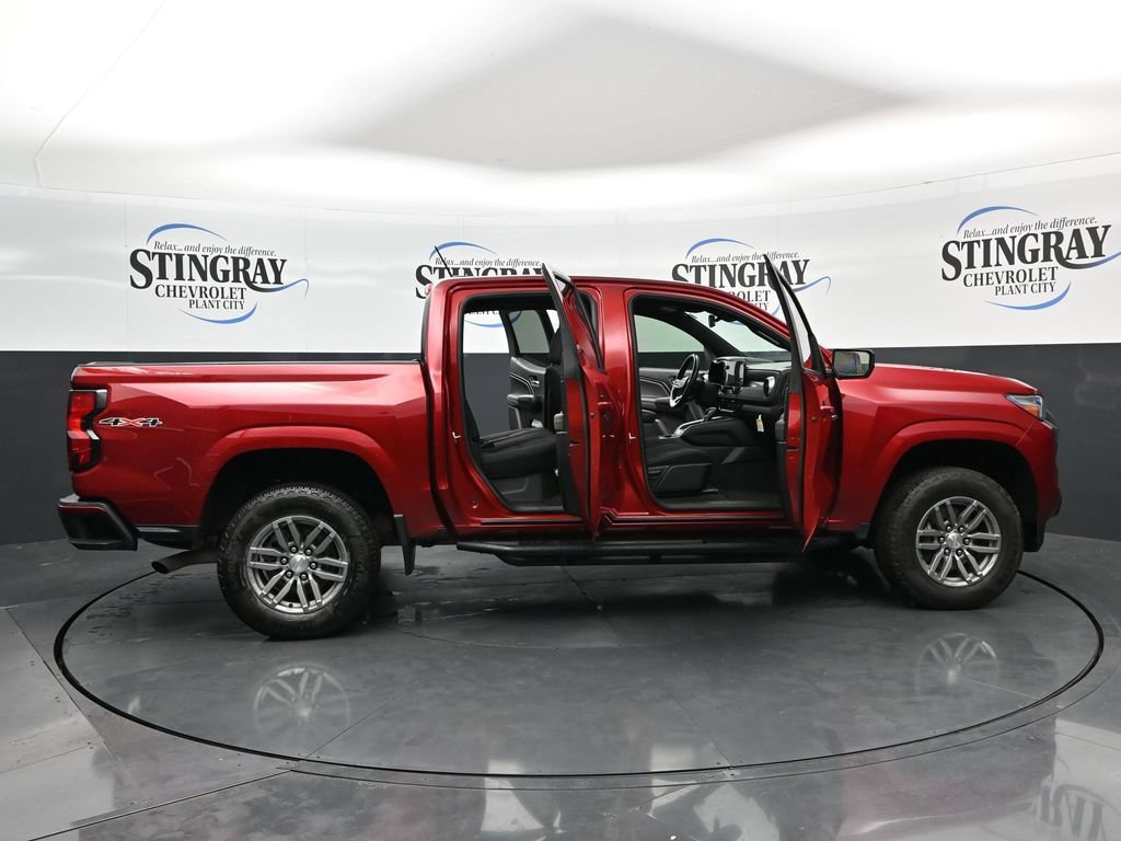 Used 2024 Chevrolet Colorado LT w/ LT Convenience Package II AWD/4WD image 36