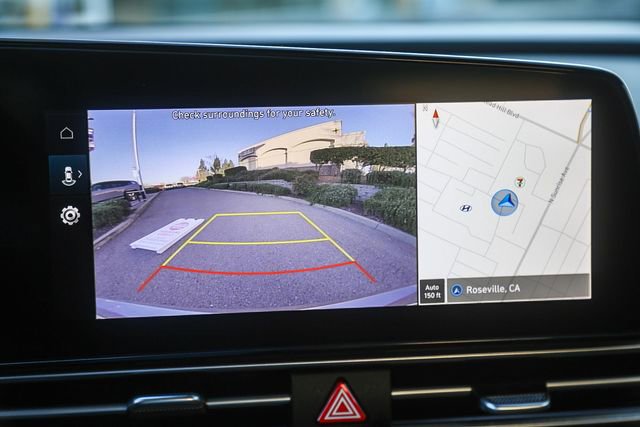 Certified 2025 Hyundai Elantra SEL image 28