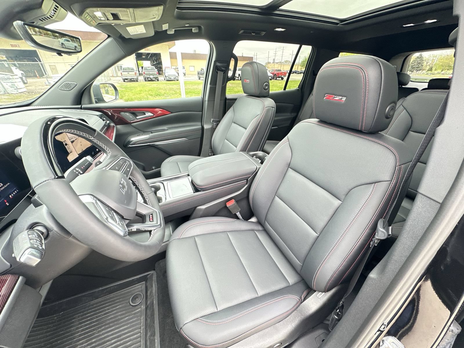 New 2026 Chevrolet Traverse Z71 w/ Enhanced Driving Package AWD/4WD image 20