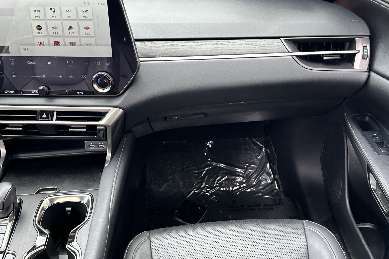 Used 2023 Lexus RX 350 Premium Plus w/ Cold Area Package FWD image 30