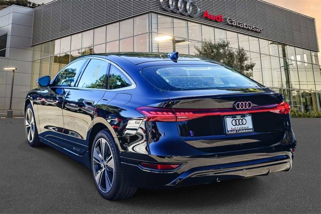 New 2025 Audi A6 e-tron Premium image 2