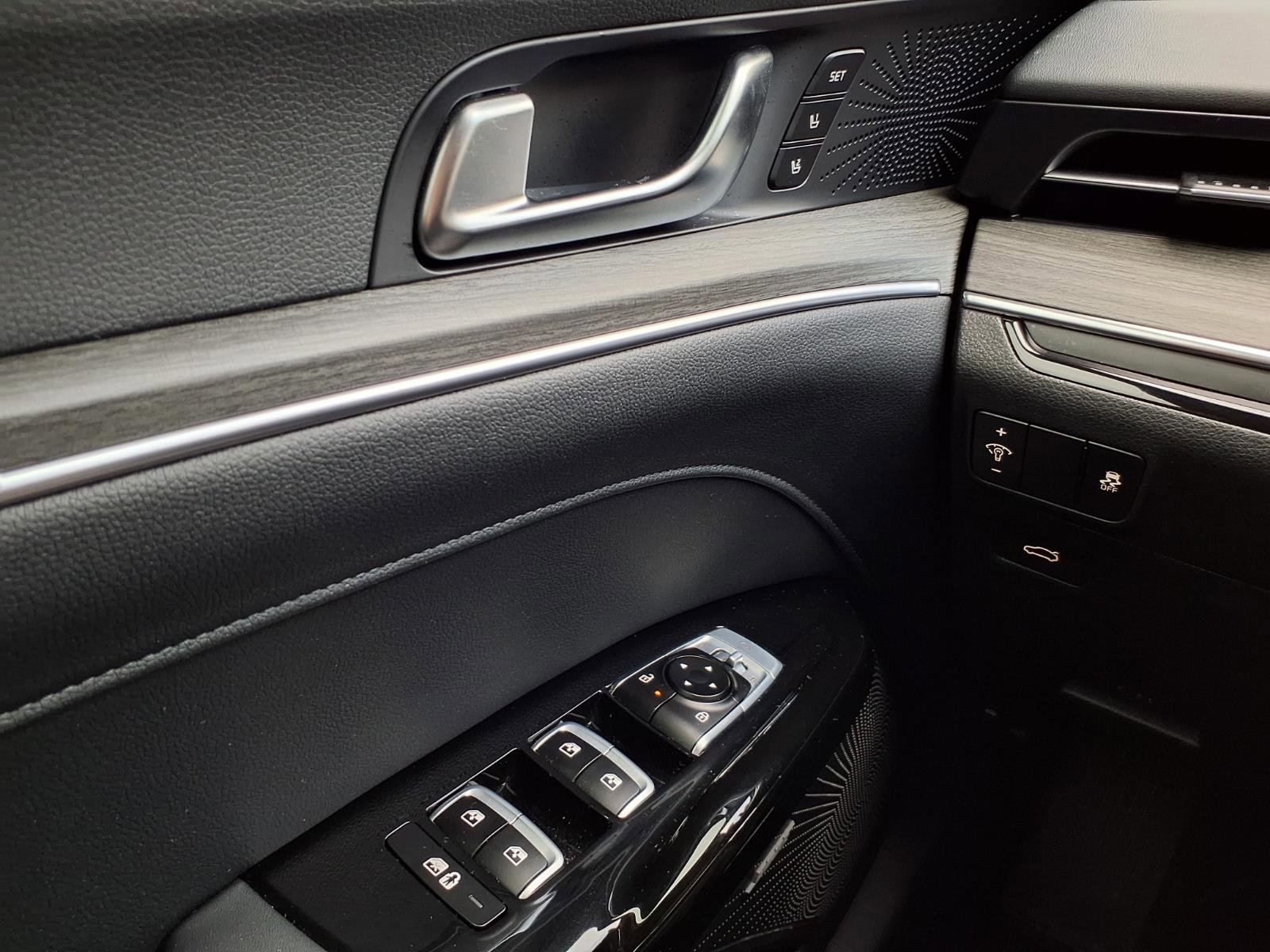 Used 2025 Kia K5 EX image 22