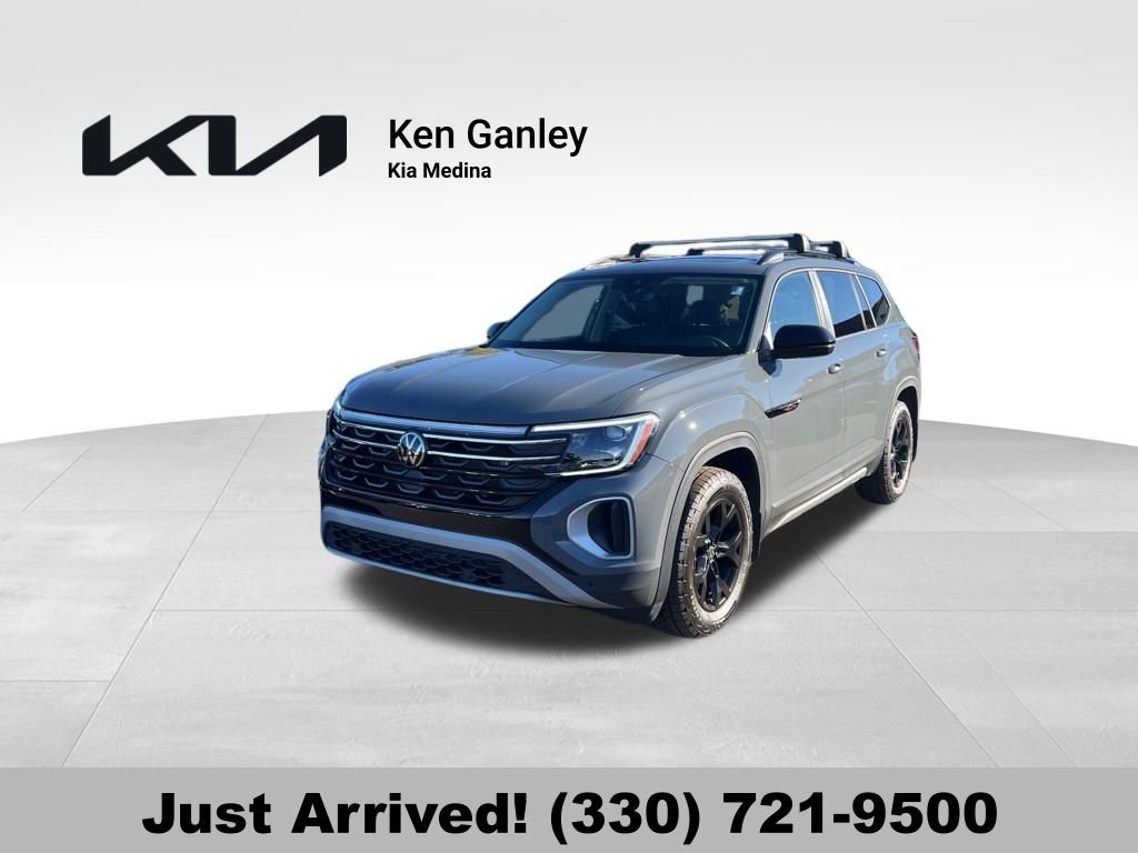 Used 2024 Volkswagen Atlas Peak Edition SE