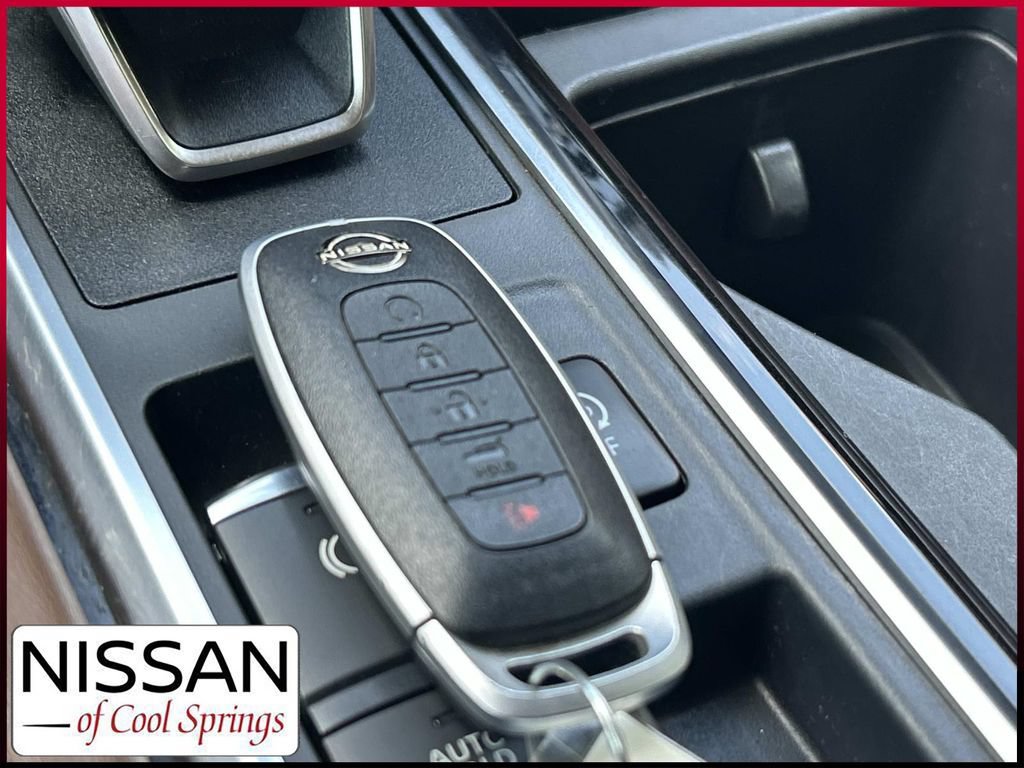 Used 2023 Nissan Pathfinder Platinum FWD image 36