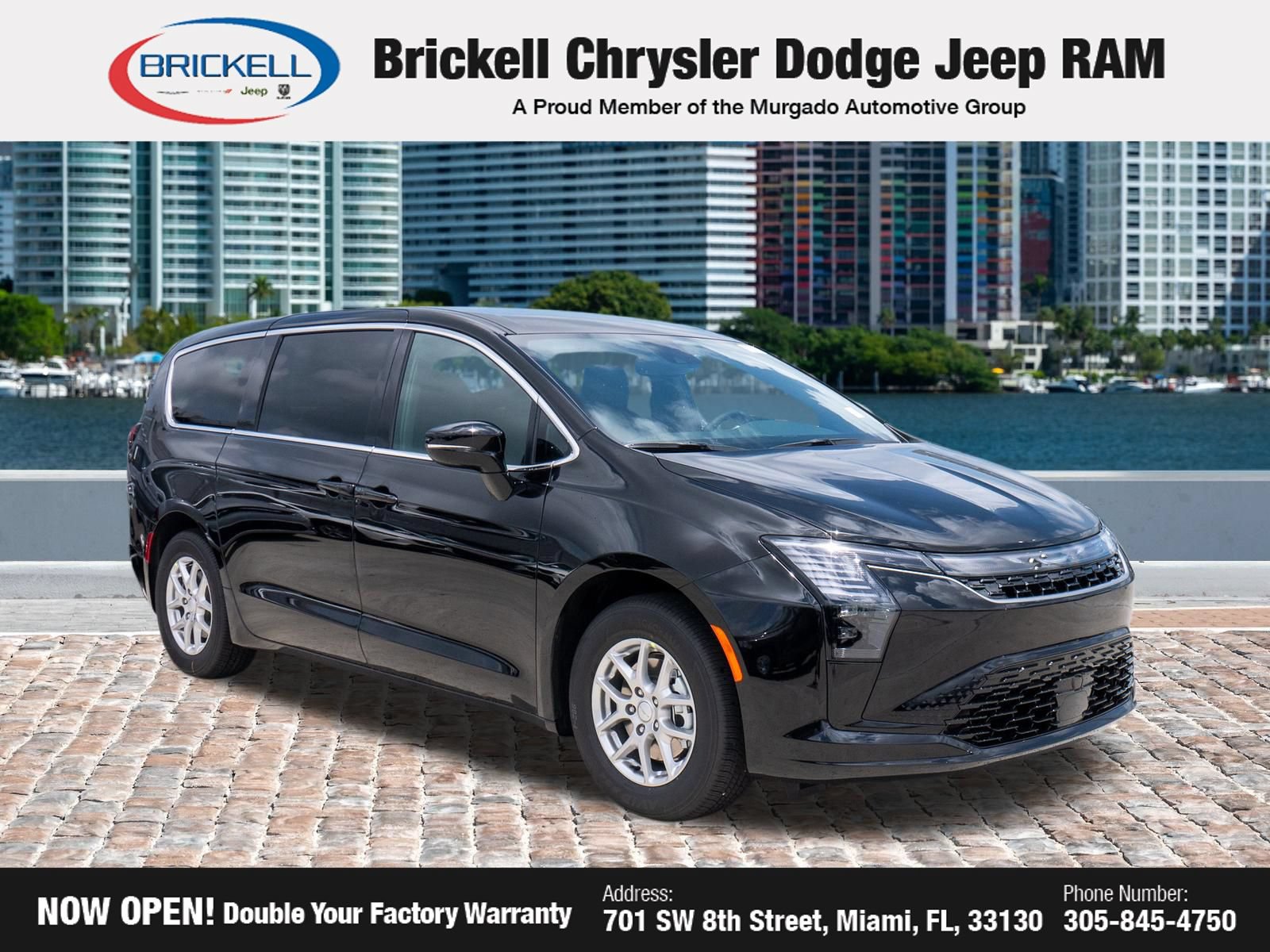 New 2027 Chrysler Pacifica Select FWD image 2