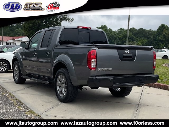 Used 2019 Nissan Frontier SL RWD image 5