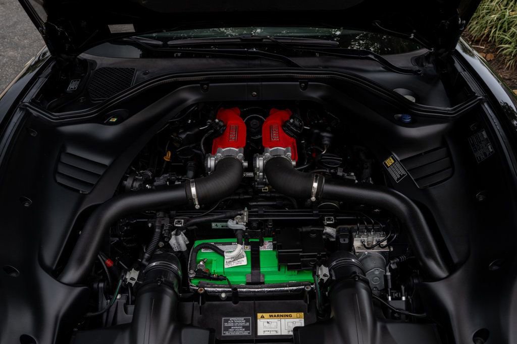 Used 2015 Ferrari California T RWD image 27