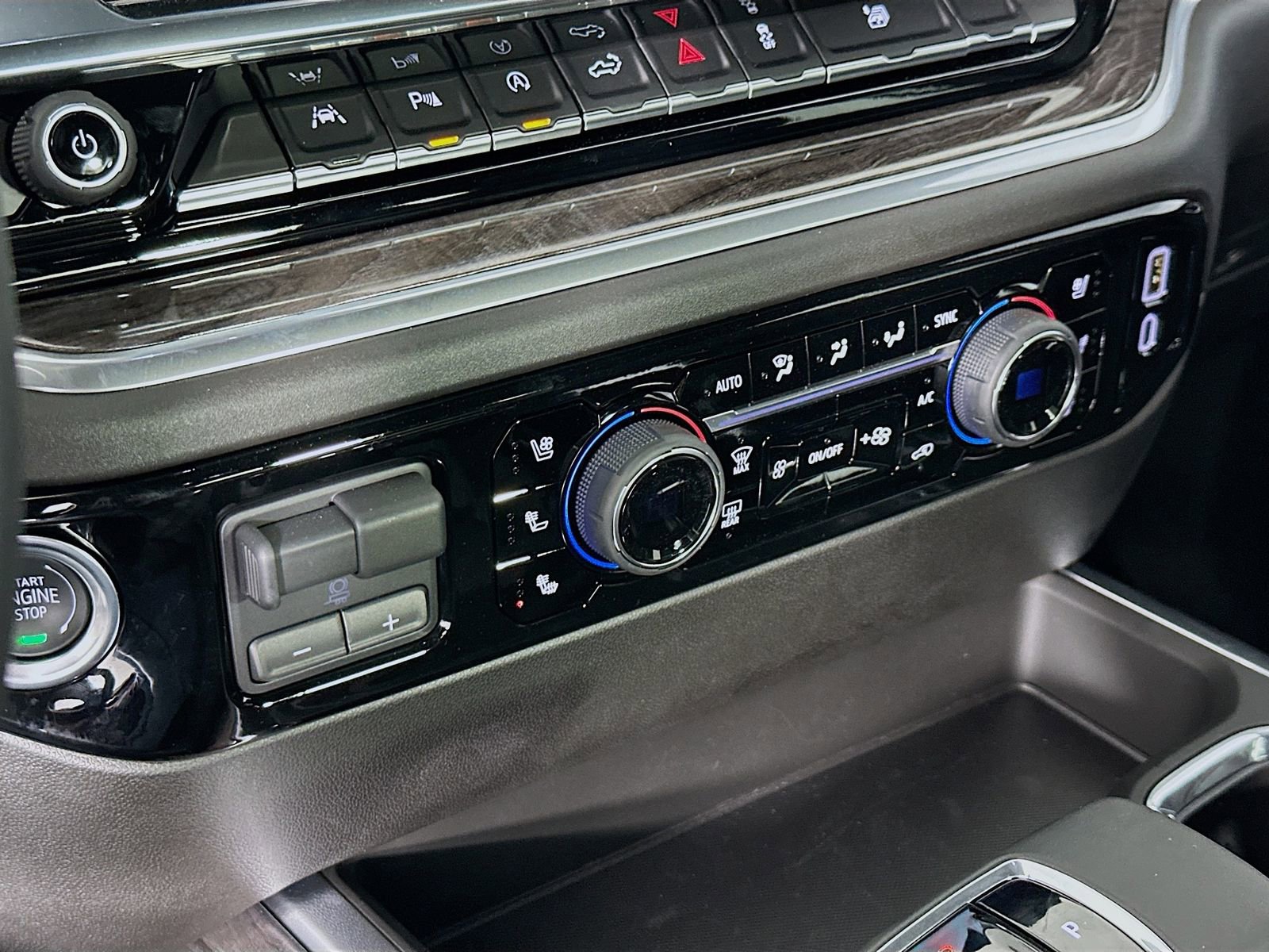 New 2025 Chevrolet Silverado 1500 LTZ w/ Technology Package image 16