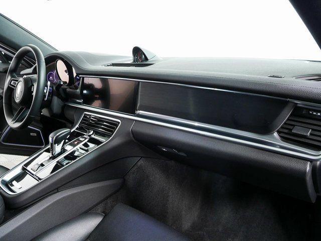 Certified 2023 Porsche Panamera Platinum Edition image 26
