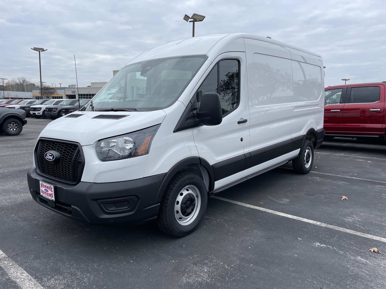New 2026 Ford Transit 250 148 Medium Roof w/ Load Area Protection Package RWD image 7