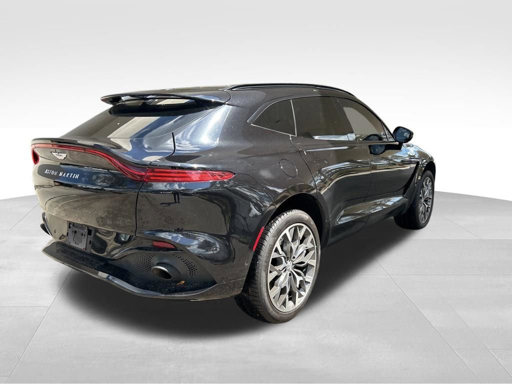 Used 2023 Aston Martin DBX video 3