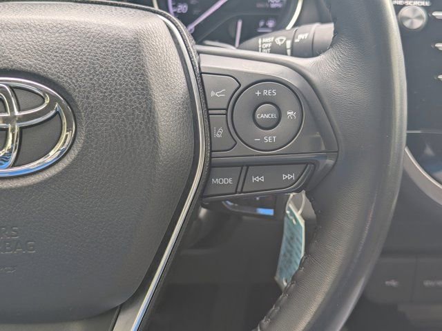 Used 2020 Toyota Camry SE image 22