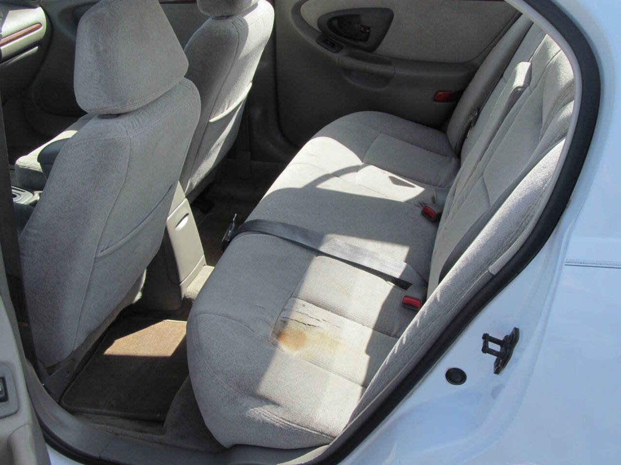 Used 1999 Oldsmobile Cutlass GL w/ Convenience Pkg image 15