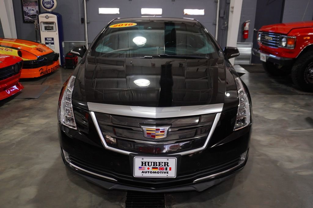 Used 2016 Cadillac ELR Base image 2