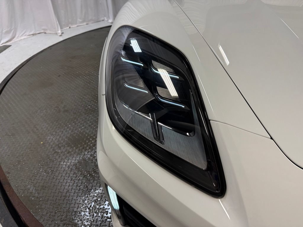 Certified 2026 Porsche Panamera 4 AWD/4WD image 28