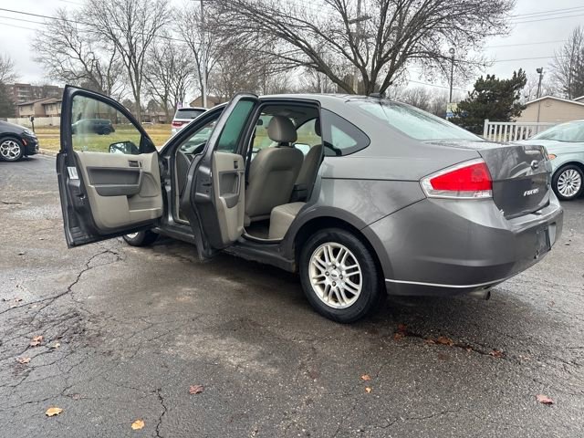 Used 2009 Ford Focus SE image 28