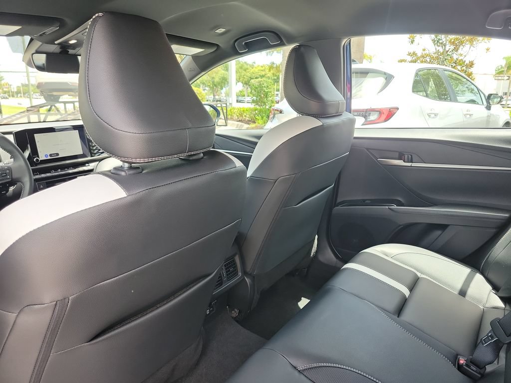Used 2026 Toyota Camry SE w/ Convenience Package FWD image 25