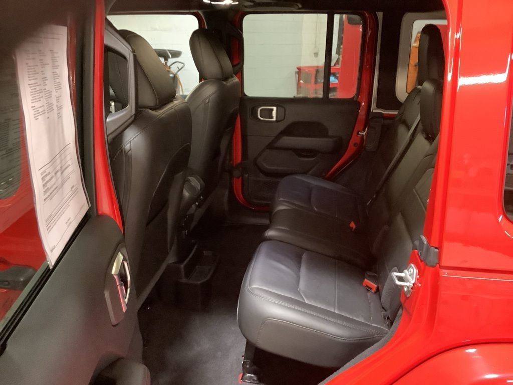 Certified 2021 Jeep Wrangler Unlimited Sahara image 18