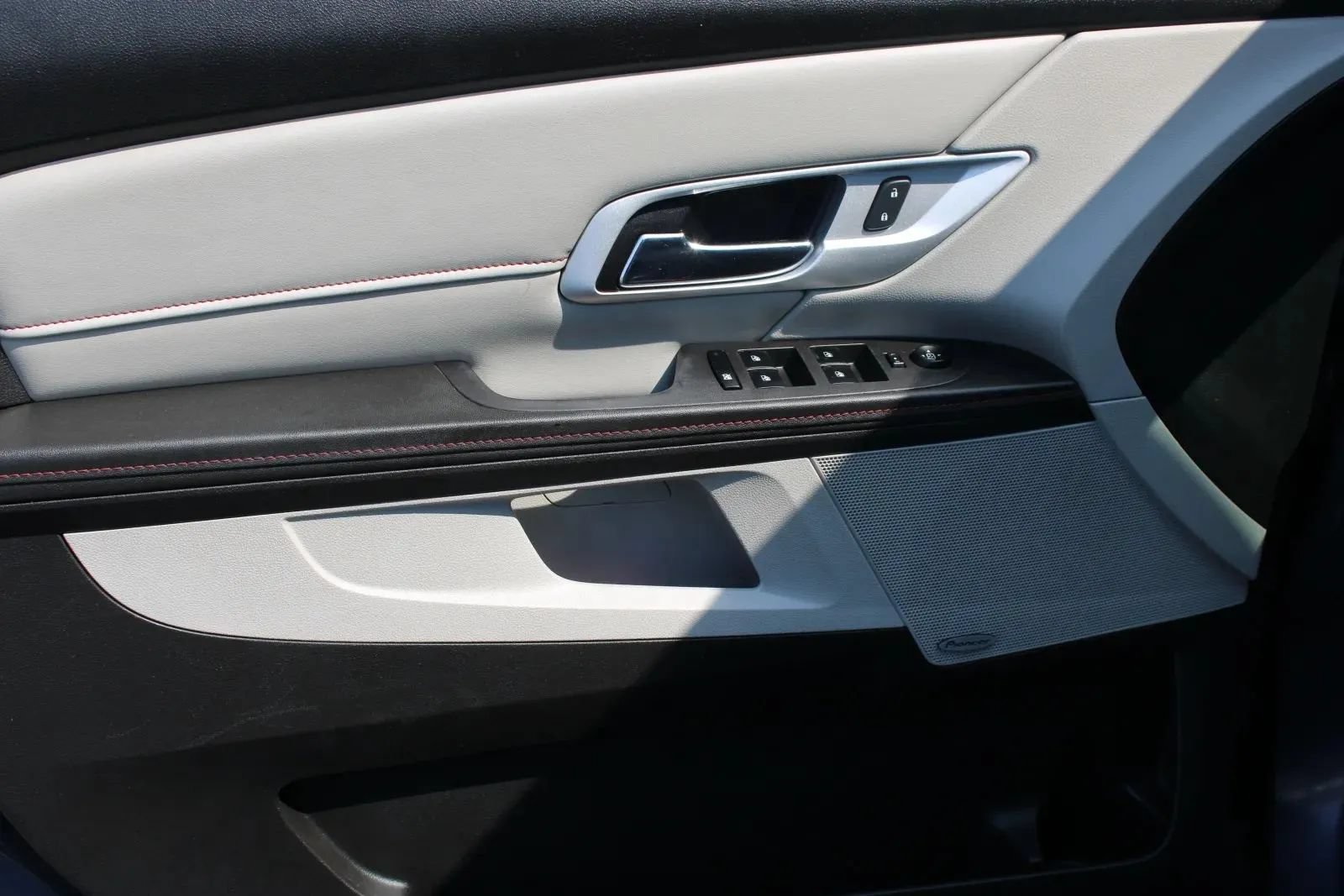 Used 2013 GMC Terrain SLE FWD image 16