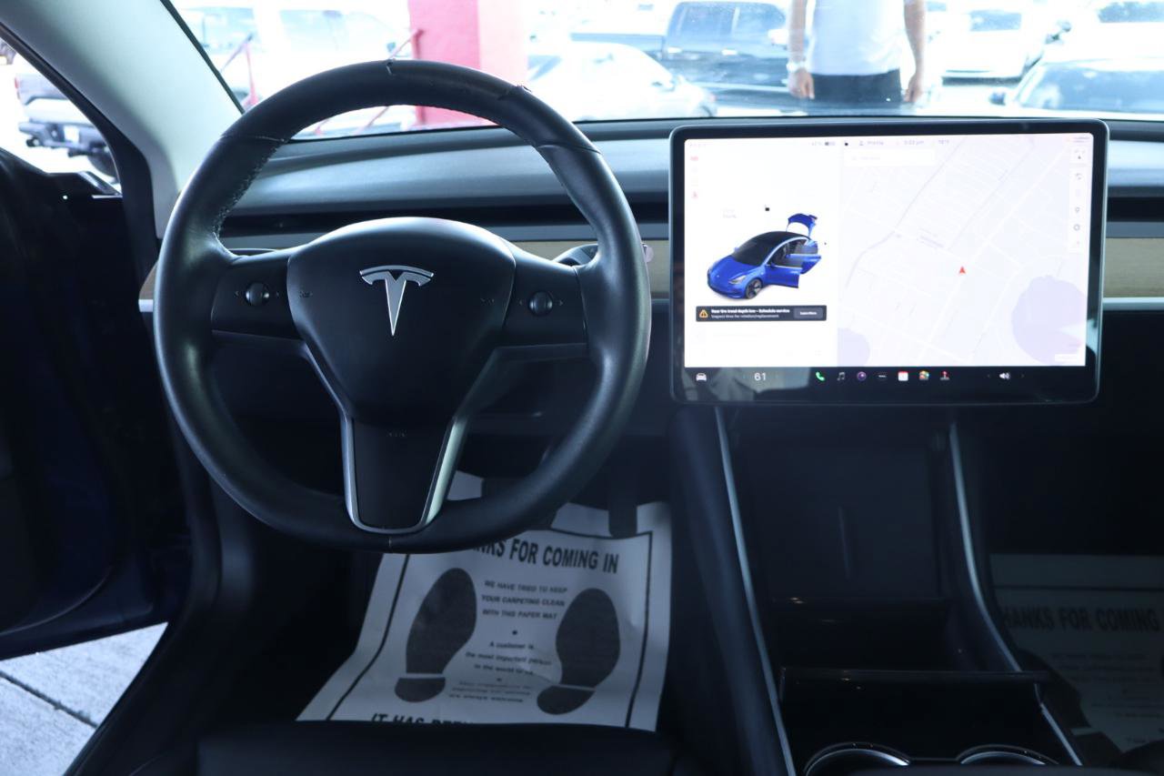 Used 2019 Tesla Model 3 Mid Range image 17