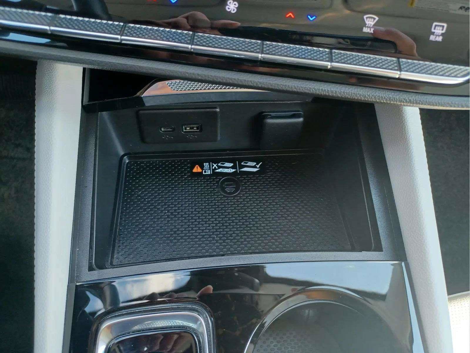 Used 2024 Buick Envision AWD Avenir image 20