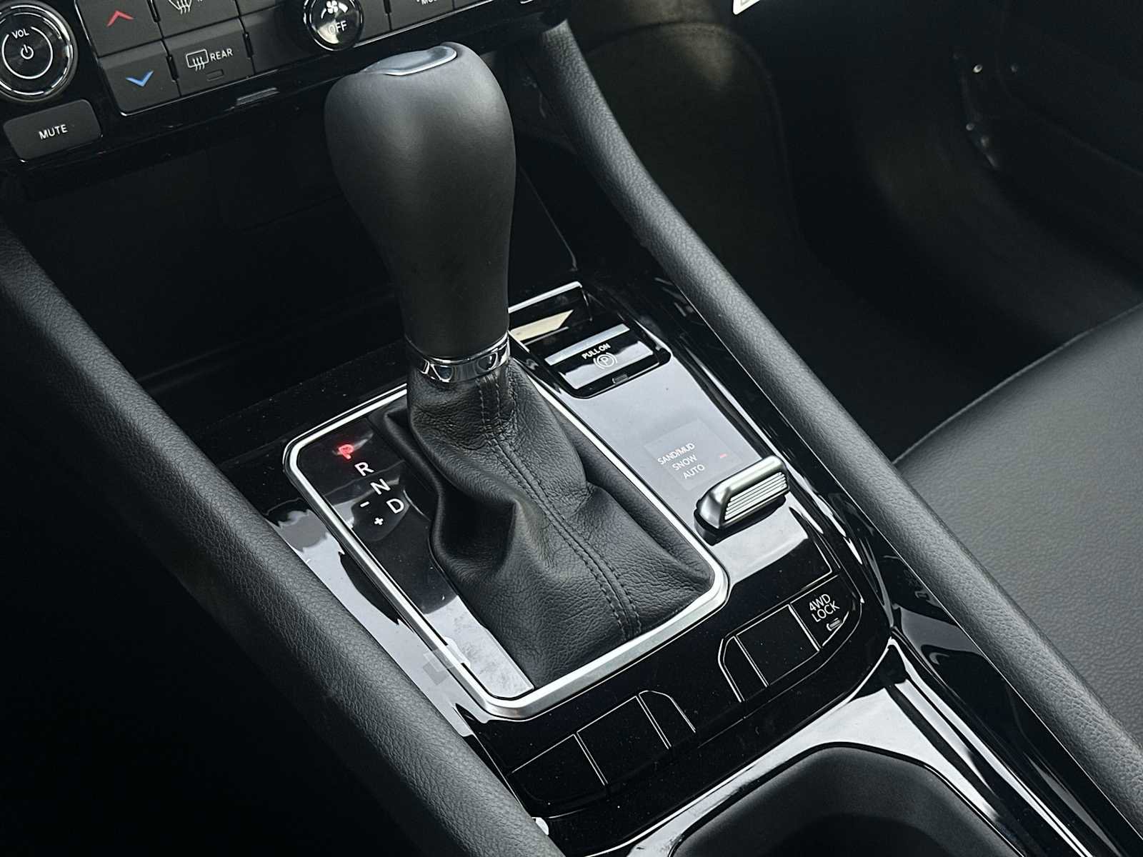 New 2026 Jeep Compass Latitude image 19