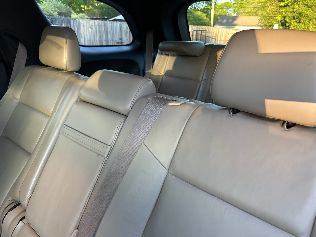 Used 2016 Dodge Durango Limited w/ Nav & Power Liftgate Group RWD image 18