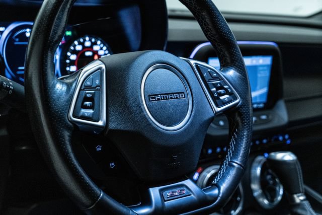 Used 2019 Chevrolet Camaro SS w/ Black Appearance Package RWD image 23