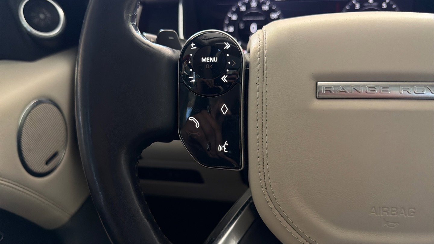 Used 2018 Land Rover Range Rover Supercharged AWD/4WD image 31