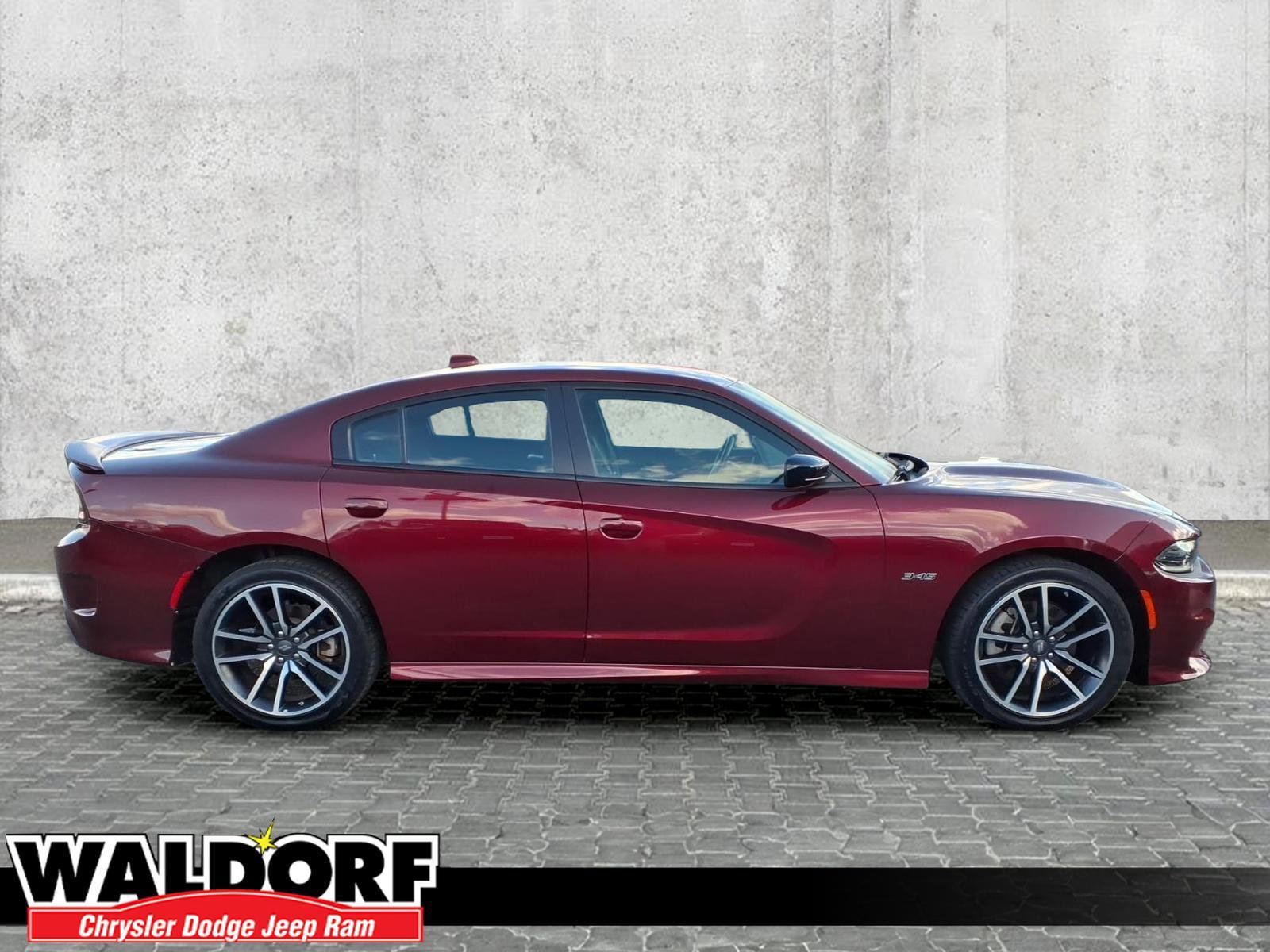 Used 2023 Dodge Charger R/T w/ Cold Weather Package image 2