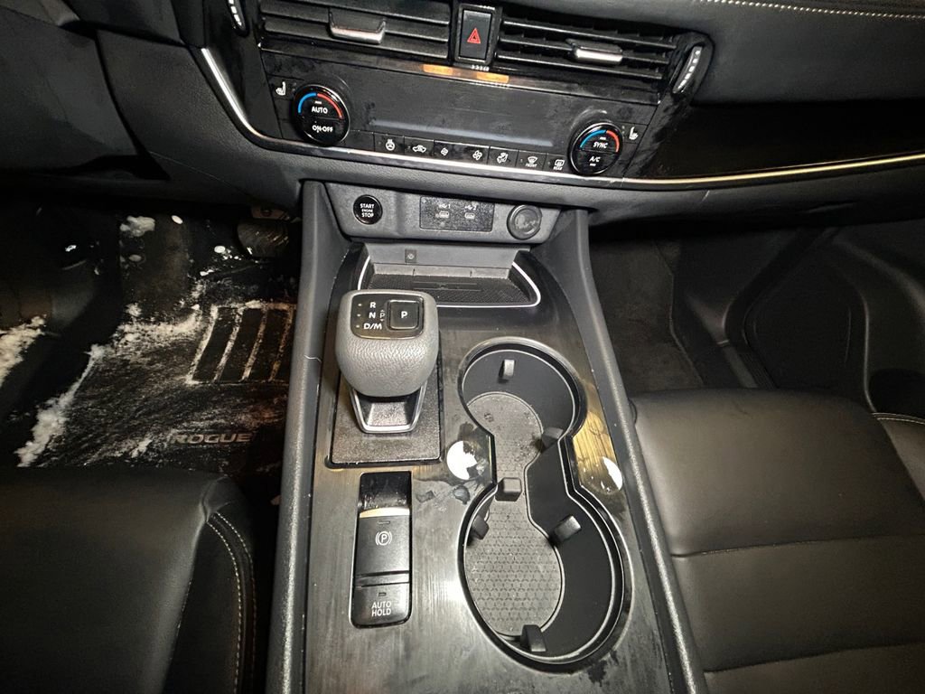 Used 2026 Nissan Rogue SL image 12
