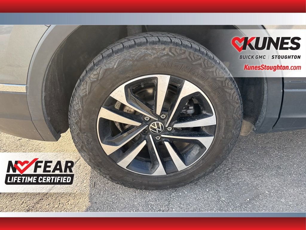 Used 2022 Volkswagen Tiguan S image 13