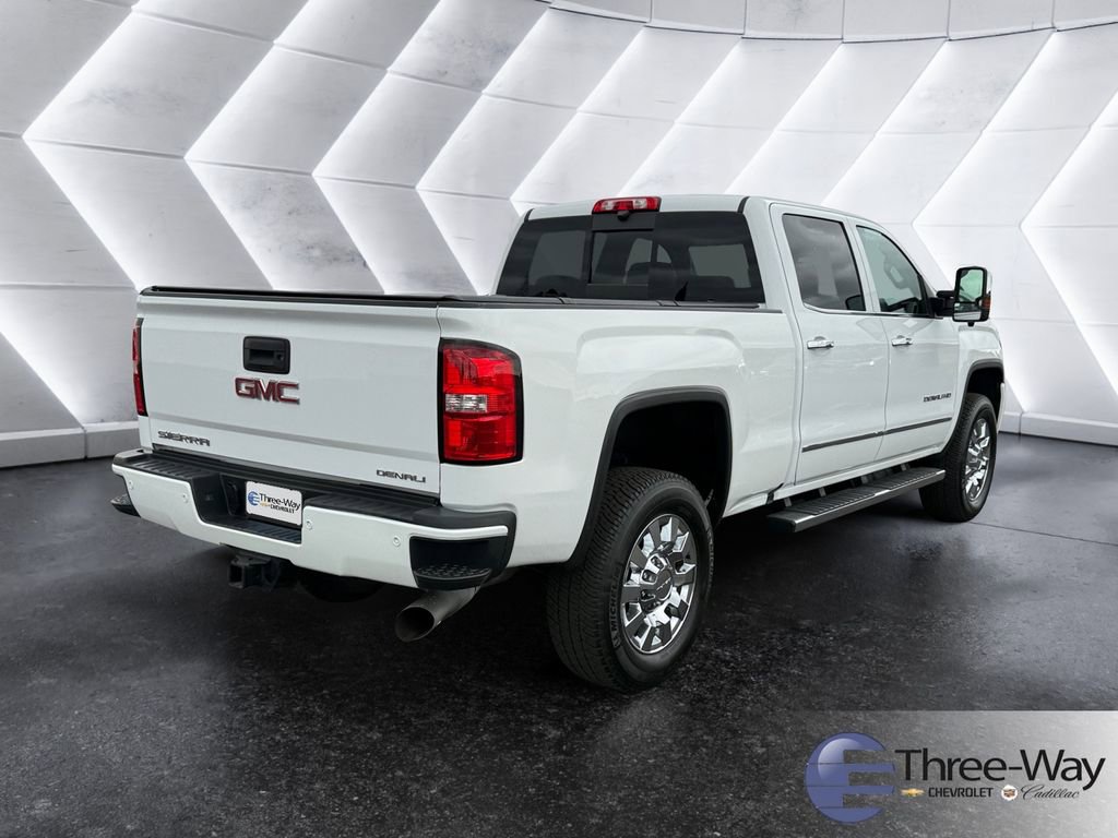 Used 2017 GMC Sierra 2500 Denali w/ Duramax Plus Package image 5