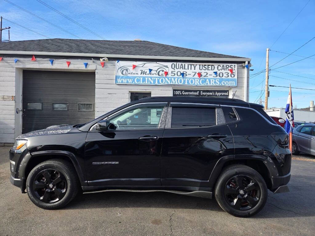 Used 2018 Jeep Compass Latitude w/ Popular Equipment Group AWD/4WD image 2