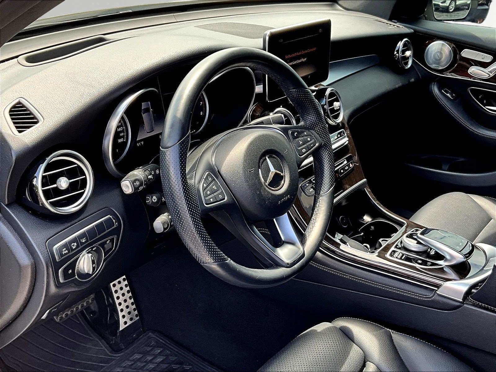 Used 2018 Mercedes-Benz GLC 300 4MATIC image 17