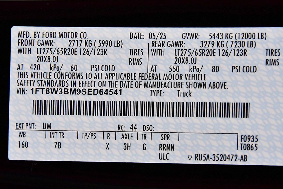 New 2025 Ford F350 Platinum w/ FX4 Off-Road Package image 15