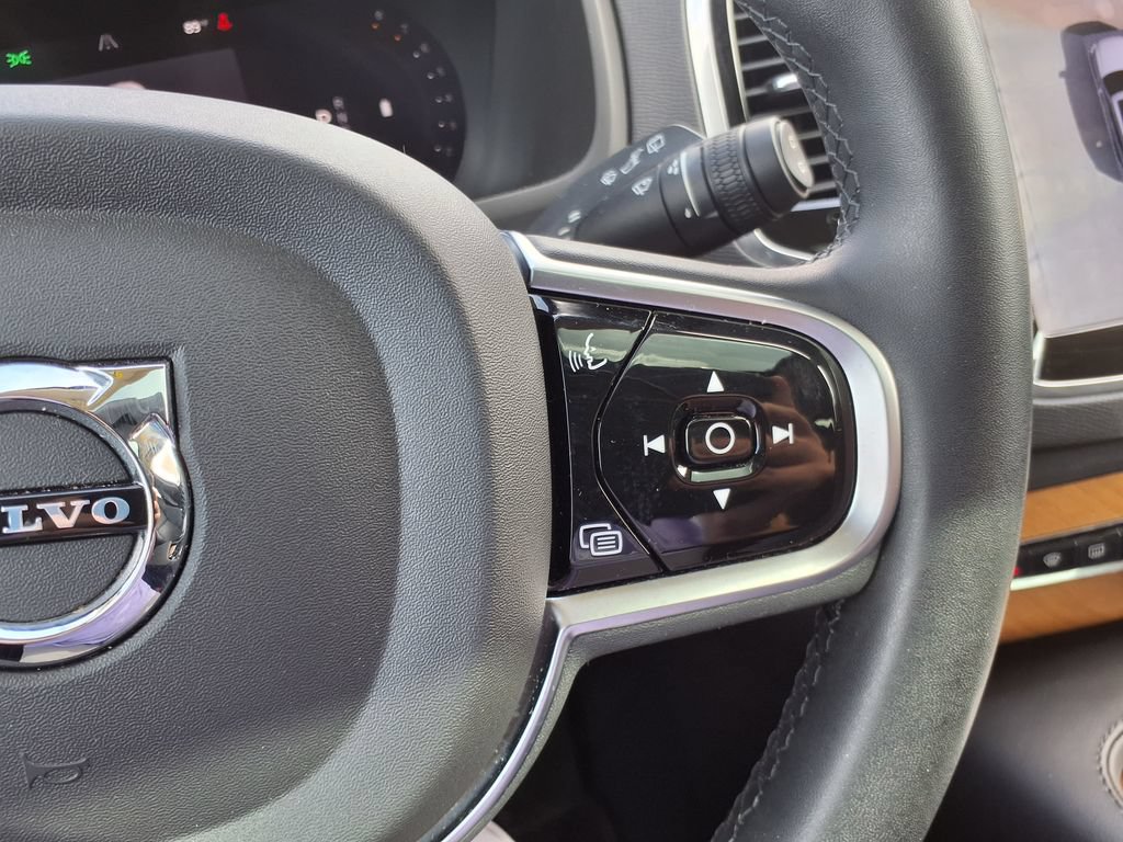 Certified 2023 Volvo XC90 B6 Plus AWD/4WD image 27