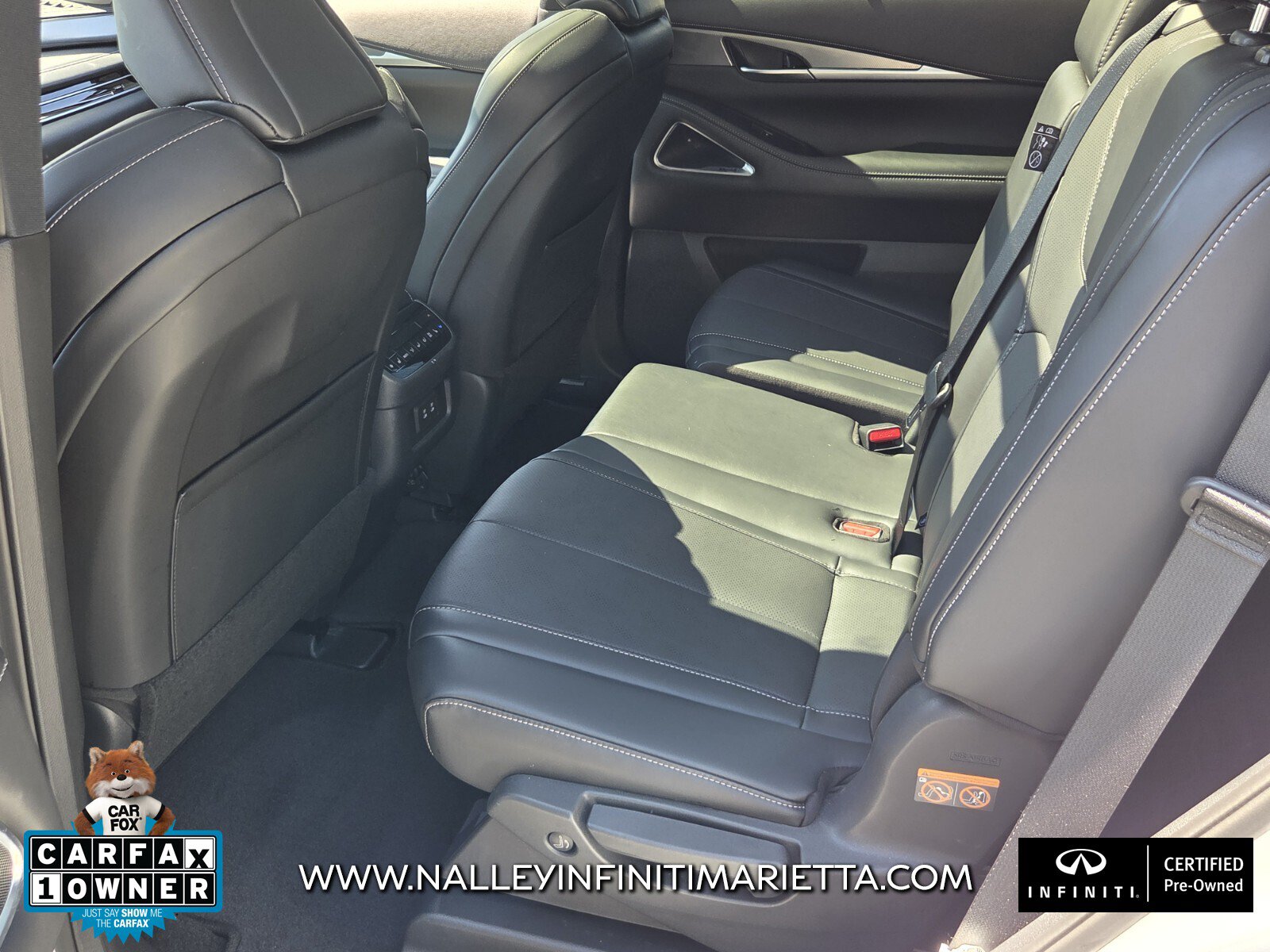 Used 2026 INFINITI QX60 Luxe w/ Cargo Package FWD image 12