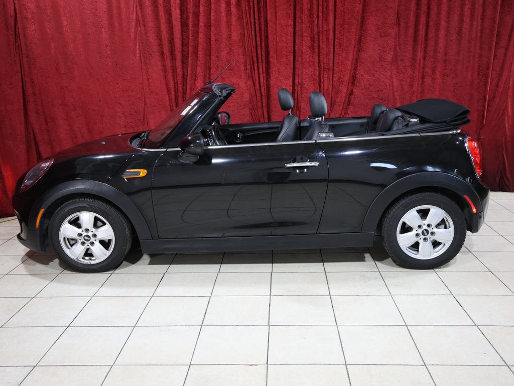 Used 2019 MINI Cooper Convertible w/ Signature Upholstery Package FWD image 5