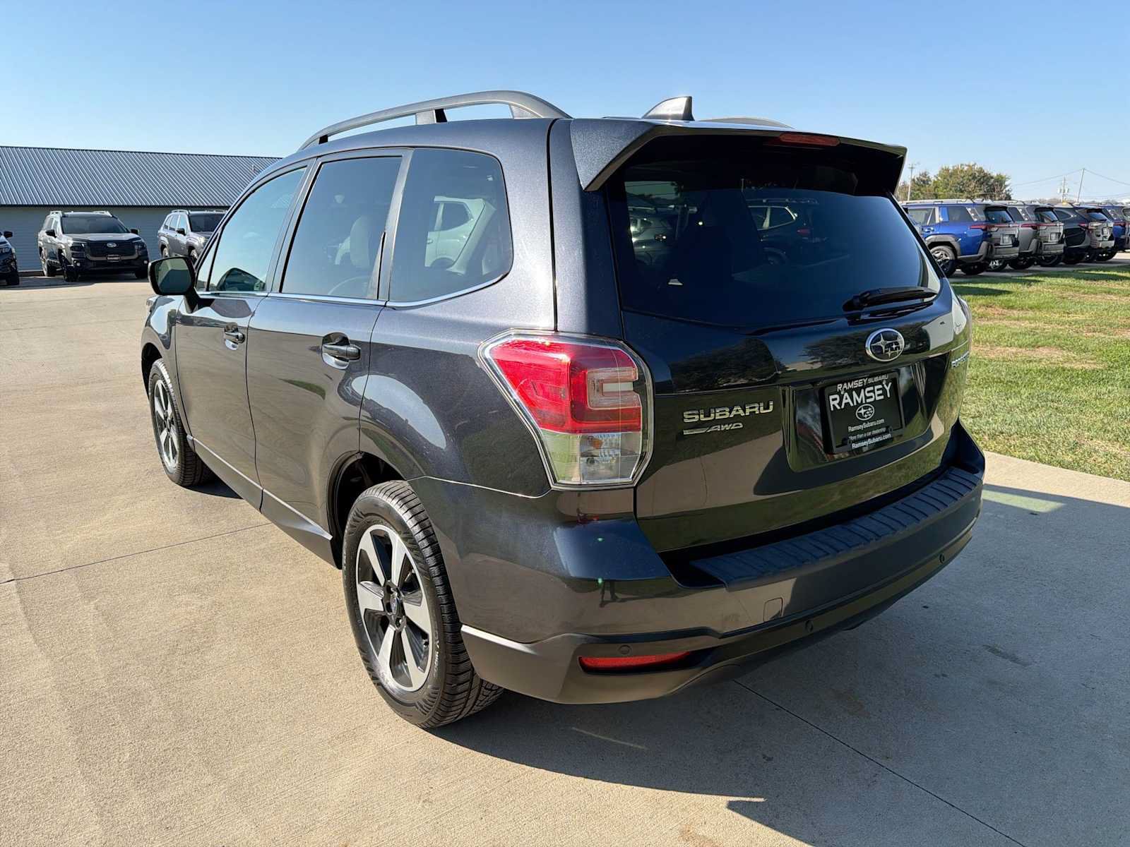 Used 2018 Subaru Forester 2.5i Limited AWD/4WD image 4