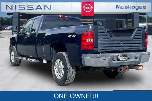 Used 2011 Chevrolet Silverado 2500 LTZ w/ LTZ Plus Package AWD/4WD image 4